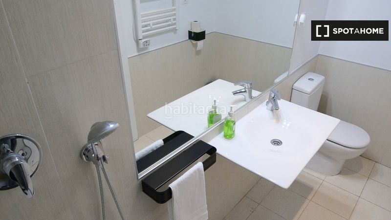 Foto b60aa2ac-7cb2-437e-bd5a-18974ff33ce6. Rent flat with heating in Virgen del Cortijo-Manoteras Madrid