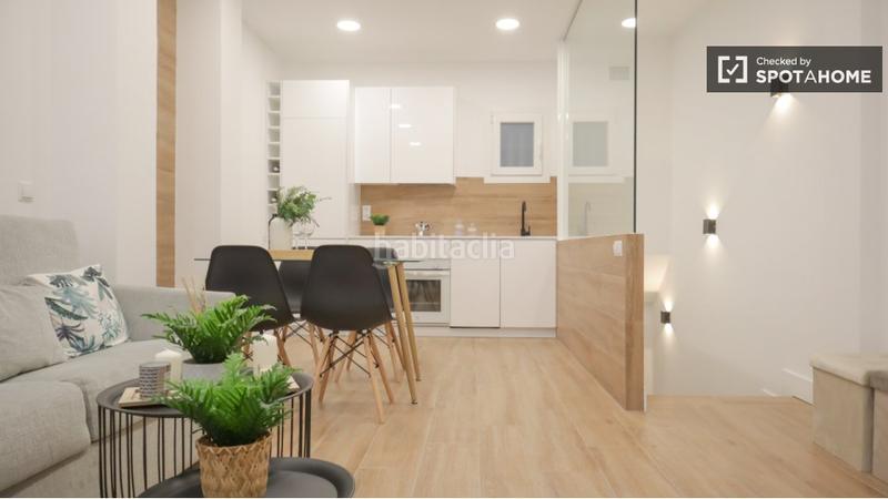 Foto 03c05724-8330-4ef9-a4f6-3a4401de147f. Rent flat with heating in Pinar del Rey Madrid