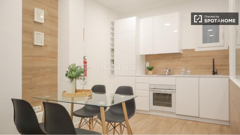Foto 080bde08-180e-47a4-8e02-a58bc47bb7c0. Rent flat with heating in Pinar del Rey Madrid
