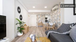 Lloguer Pis a Lucero. Apartamento de 3 habitaciones en alquiler en madrid