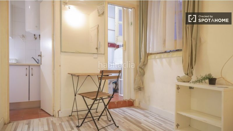 Foto 0cb91884-a7e0-41c5-b79f-4d0821bfe708. Lloguer pis amb calefacció a Embajadores-Lavapiés Madrid