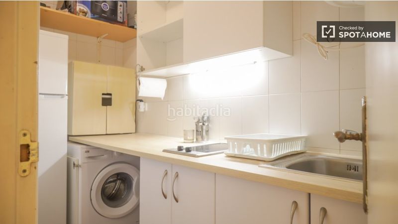 Foto a6a9abdc-28f1-4143-9c3e-da58b5197b03. Lloguer pis amb calefacció a Embajadores-Lavapiés Madrid