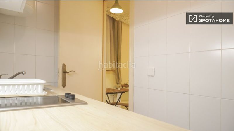 Foto 0cd4636b-08ea-408d-83c0-48a25a8514a2. Rent flat with heating in Embajadores-Lavapiés Madrid