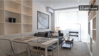 Alquiler Piso en Nueva España. Apartamento de 3 dormitorios en alquiler en nueva españa, madrid