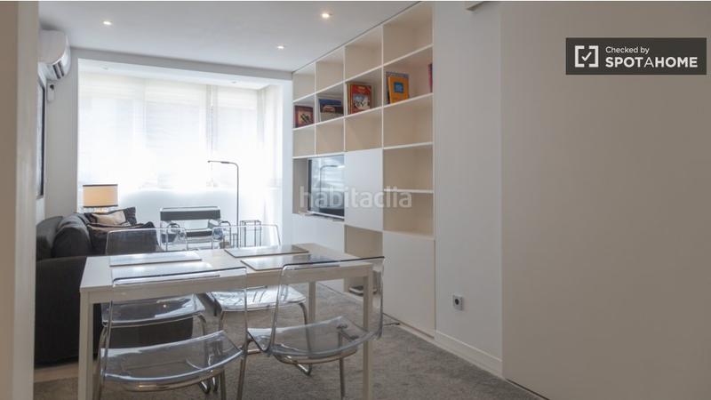 Foto 2d6ff284-96f1-48c8-a2d7-eced36bb3a35. Rent flat with heating in Nueva España Madrid
