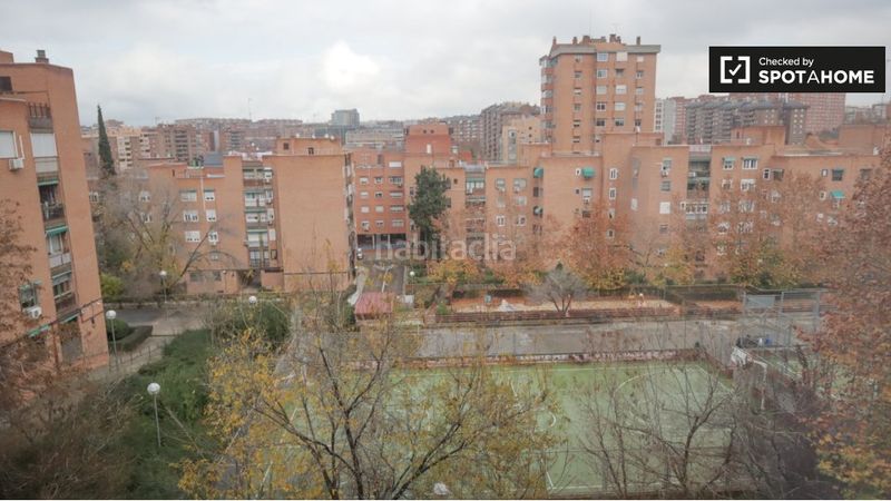 Foto 9332a29b-f826-4301-9264-fd8d2d157bfe. Miete etagenwohnung mit heizung in Valdezarza Madrid
