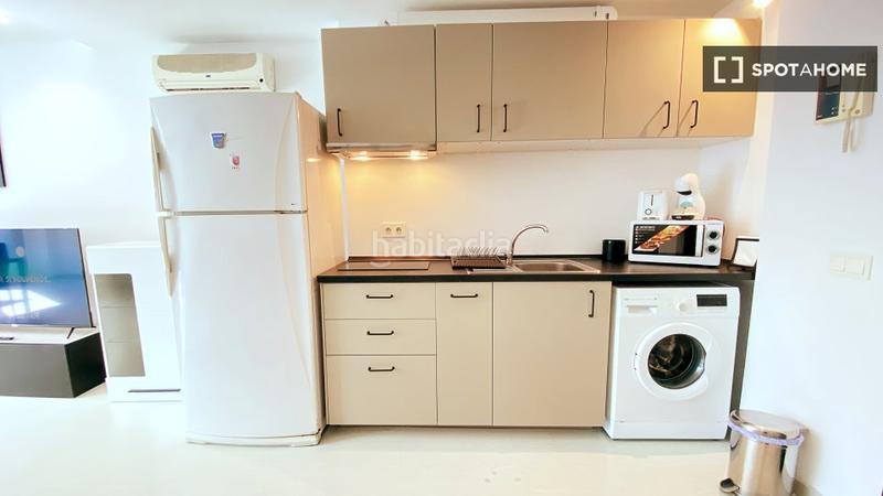 Foto e64706fb-994f-4d71-9294-1ada6b959353. Rent flat with heating in Virgen del Cortijo-Manoteras Madrid