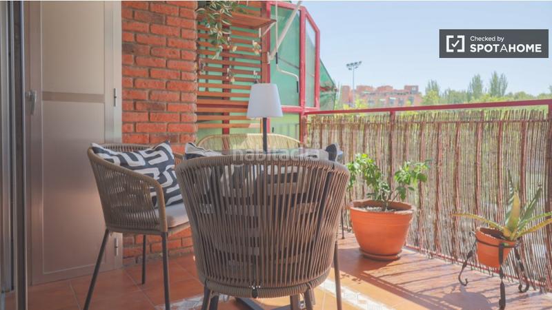 Foto 245ee86e-2b2a-45d5-9e7a-bafa8eb425ce. Miete etagenwohnung mit heizung in Moscardó Madrid