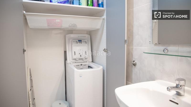 Foto c0f8dba2-8107-4635-b9e7-ff5182bf91a6. Alquiler piso estudio en alquiler en Universidad-Malasaña Madrid