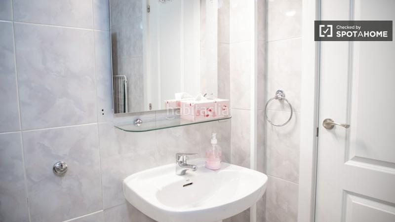 Foto 64d5e99e-d3bc-4de9-b253-76a16ba32e50. Rent flat with heating in Universidad-Malasaña Madrid