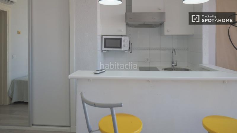 Foto fb8f0d83-79a5-4e2b-bc74-06aed8530102. Alquiler piso estudio en alquiler en malasaña, en Madrid