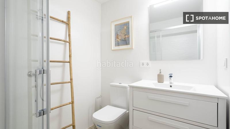 Foto c90fe61b-9c09-4500-9097-097fc47b5a16. Rent flat with heating in Embajadores-Lavapiés Madrid