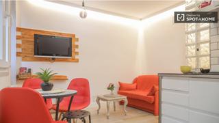 Flat in Embajadores-Lavapiés