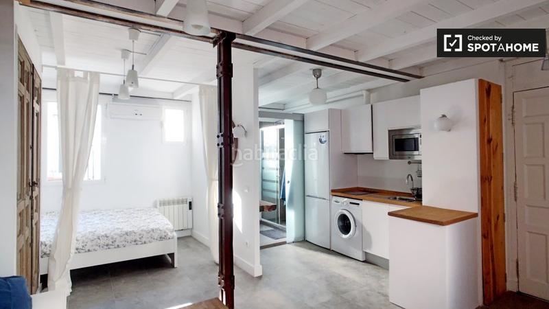 Foto c0102a1b-c227-4aca-ace4-e02b52616cd0. Alquiler piso lindo estudio en alquiler en almagro y trafalgar, en Madrid