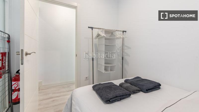 Foto 0bc0119f-dc91-4998-a836-895472cad1cb. Alquiler piso apartamento de 3 dormitorios en alquiler en embajadores, en Madrid