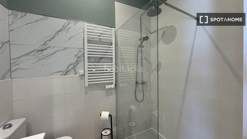 Foto 60b03da8-e112-47e2-a0e4-92959bbf7c78. Lloguer pis amb calefacció a Bellas Vistas Madrid