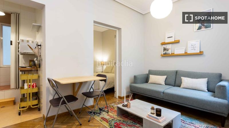 Foto 5e942163-ddd7-4db7-9068-a0e0c9b6ca96. Alquiler piso apartamento de 2 dormitorios en alquiler en Trafalgar, en Madrid