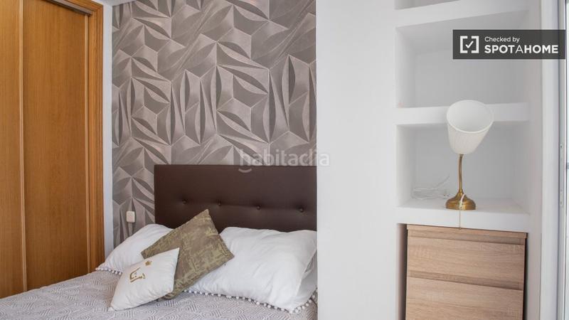 Foto 5baa35a6-c1a2-4aa1-a0dd-78fa8e993183. Alquiler piso apartamento de 1 dormitorio en alquiler en embajadores, en Madrid