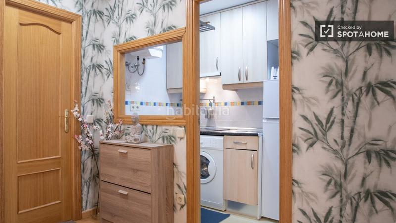 Foto 5eca71b6-64da-436c-90d1-bdc11f425acd. Alquiler piso apartamento de 1 dormitorio en alquiler en embajadores, en Madrid
