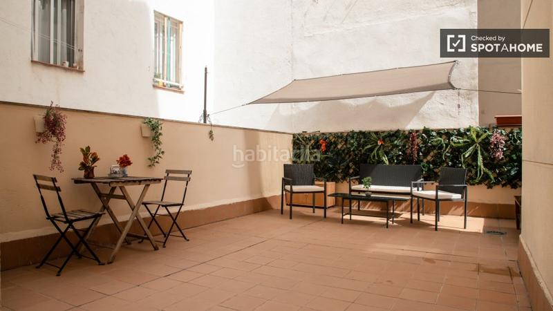 Foto fb76ad76-a9ce-49e8-a5c9-38e7b33de6f5. Alquiler piso apartamento de 1 dormitorio en alquiler en embajadores, en Madrid