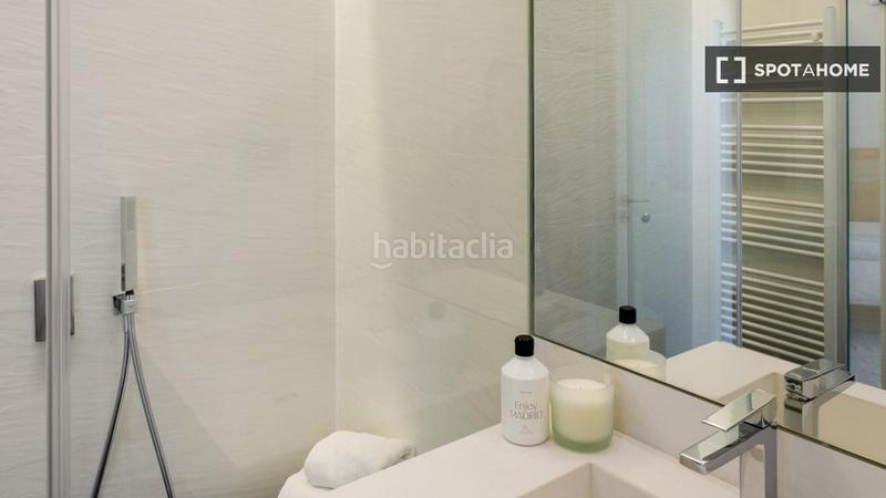Foto 722bebb2-0d6a-4132-b95d-49f66e3c3684. Alquiler piso apartamento de 2 dormitorios en alquiler en malasaña, en Madrid