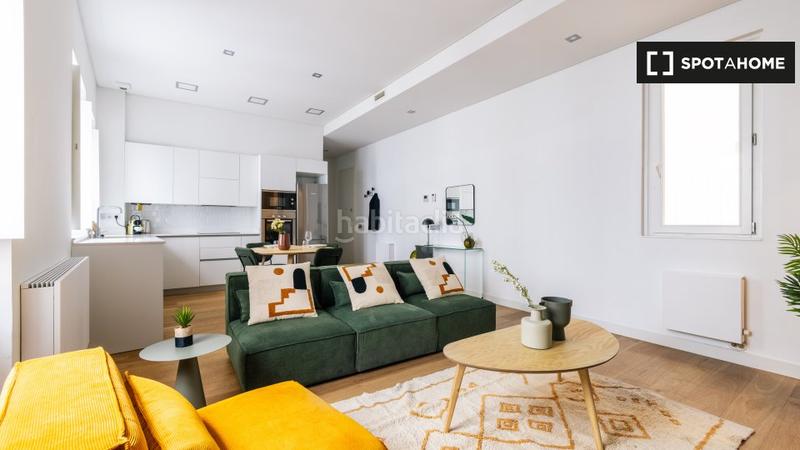 Foto 955db374-7279-4c07-b326-7d8711d6f205. Alquiler piso apartamento de 3 dormitorios en alquiler en malasaña, en Madrid