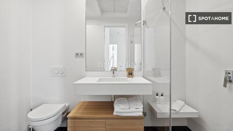 Foto 96016184-0541-45ad-9a3a-34043a2e5439. Alquiler piso apartamento de 3 dormitorios en alquiler en malasaña, en Madrid