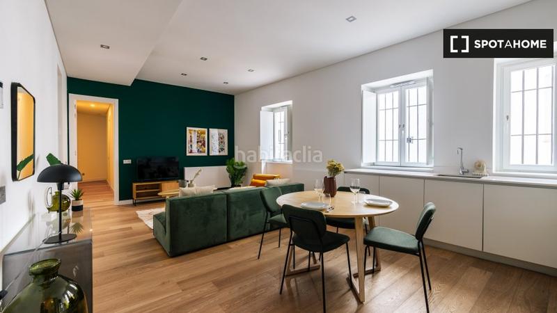 Foto fb00bcfa-77fd-462f-8e1b-9f8c38b19126. Alquiler piso apartamento de 3 dormitorios en alquiler en malasaña, en Madrid