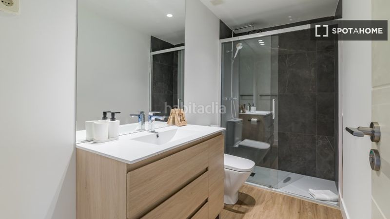 Foto f99a3373-cc55-4fb2-8d4b-4af8eff03384. Rent flat with heating in Almenara-Ventilla Madrid