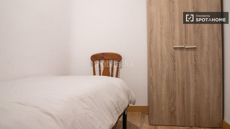 Foto 871a3ab5-3747-470f-a477-5f9095f6fca0. Rent flat with heating in Embajadores-Lavapiés Madrid