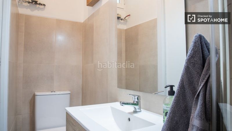 Foto ce0aae7f-0c1c-4cbf-8d46-de91f543263c. Lloguer pis amb calefacció a Embajadores-Lavapiés Madrid