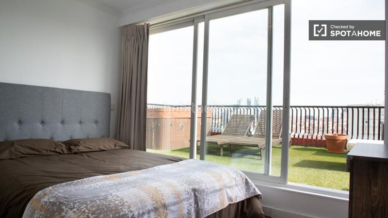 Foto 085b01bb-e9ae-4615-8113-a32a999255ee. Alquiler piso apartamento de 1 dormitorio en alquiler en valdezarza, en Madrid