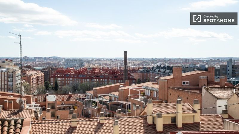 Foto edb5568e-c5b6-4d43-bd11-f82db378ccf8. Rent flat with heating in Embajadores-Lavapiés Madrid