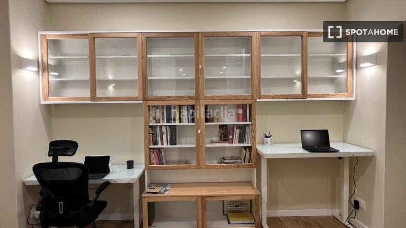 Foto 30759615-6d5b-44b0-9e32-a6be65cf3c62. Alquiler piso  de tres habitaciones en alquiler en Madrid