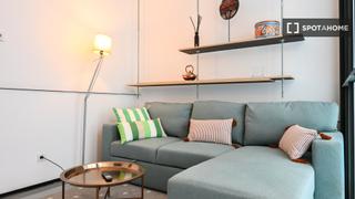 Location Appartement à Ciudad Jardín. Estudio en alquiler en ciudad jardín, madrid.
