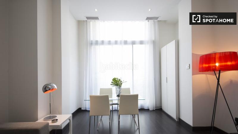 Foto c74ad315-97d6-4e80-8ab8-c893365eb73d. Alquiler piso apartamento en alquiler en chueca, en Madrid