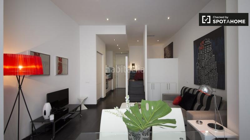 Foto f434a705-16d5-4794-82f6-b9ebdef383c2. Alquiler piso apartamento en alquiler en chueca, en Madrid