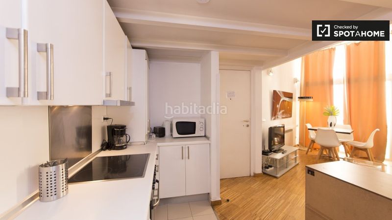 Foto 2a4e5cba-a46f-4dcc-a56c-f35a199073d4. Rent flat with heating in Sol Madrid
