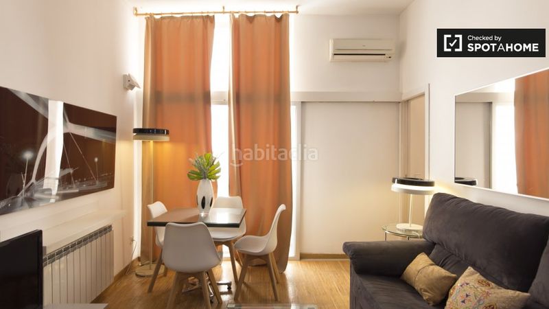 Foto db899386-80e9-45fd-9889-0af175dff2ea. Rent flat with heating in Sol Madrid