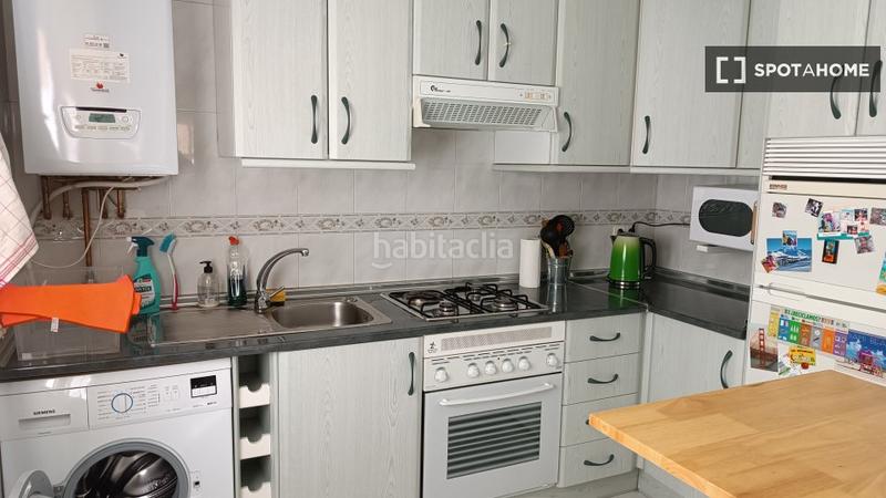 Foto e8a150cd-588d-4103-8927-c813c2c23943. Alquiler piso apartamento de 1 dormitorio en alquiler en almenara, en Madrid