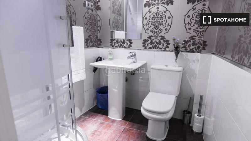 Foto 7b8b8aea-51fc-4a2c-a256-7881a220b071. Alquiler piso apartamento de 3 dormitorios en alquiler en palacio, en Madrid
