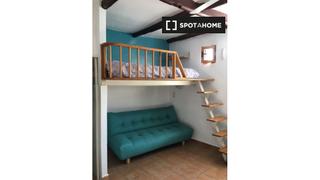 Etagenwohnung in Embajadores-Lavapiés