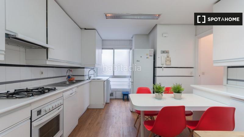 Foto 4d620cd1-2dd1-4515-9fb8-7fe8ed012e6f. Alquiler piso  de 3 habitaciones en alquiler en Ciudad Jardín, en Madrid