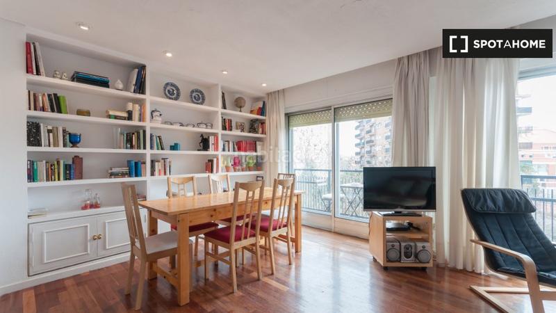 Foto 95e78cf2-5260-4869-88e5-25076d737a72. Rent flat with heating in Ciudad Jardín Madrid