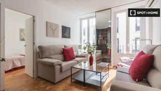 Lloguer Pis a Sol. Apartamento de 3 habitaciones en alquiler en madrid