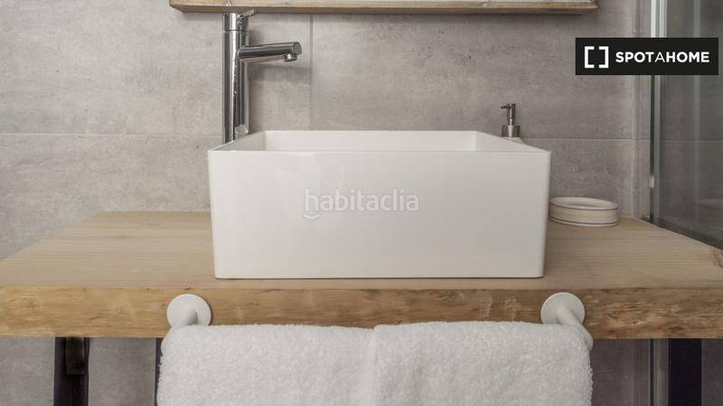 Foto 2d338bc4-976f-42dc-b5af-e564e90b8e32. Location appartement avec chauffage dans Cortes-Huertas Madrid