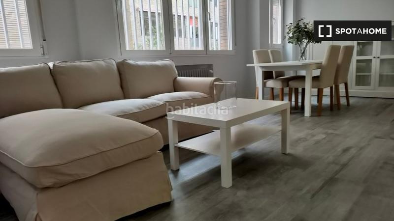 Foto 1f548df6-7081-4e09-b7dd-458b163d4c26. Miete etagenwohnung mit heizung in Hispanoamérica-Bernabéu Madrid