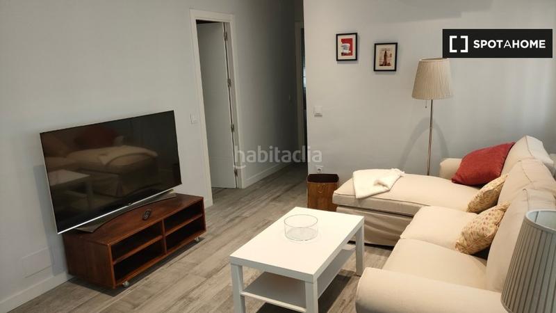 Foto 23c81420-7bb2-4e17-a670-4be3ff8f4463. Rent flat with heating in Hispanoamérica-Bernabéu Madrid