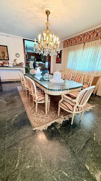 Foto f44c37e8-f3d2-4a2f-a55e-0d1c8dbd1408. Xalet amb xemeneia calefacció aparcament piscina a Madrid