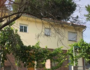 Xalet  Calle los manzanos. ??? exclusivo chalet independiente en las vegas – privacidad, na